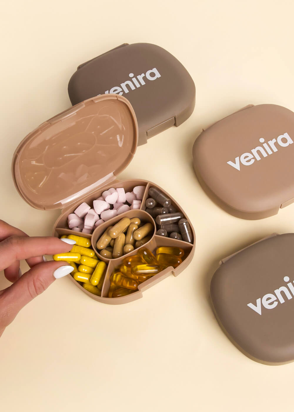 VENIRA pill box