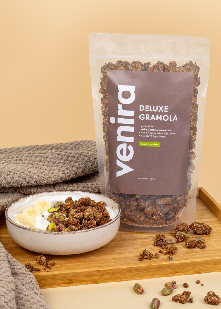 VENIRA deluxe granola