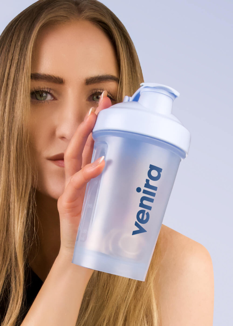 VENIRA shaker PRO s pútkom, modrý