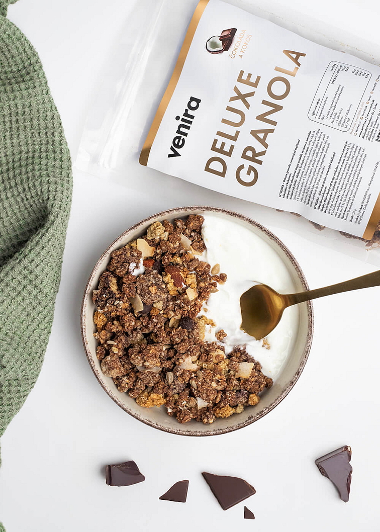 VENIRA deluxe granola