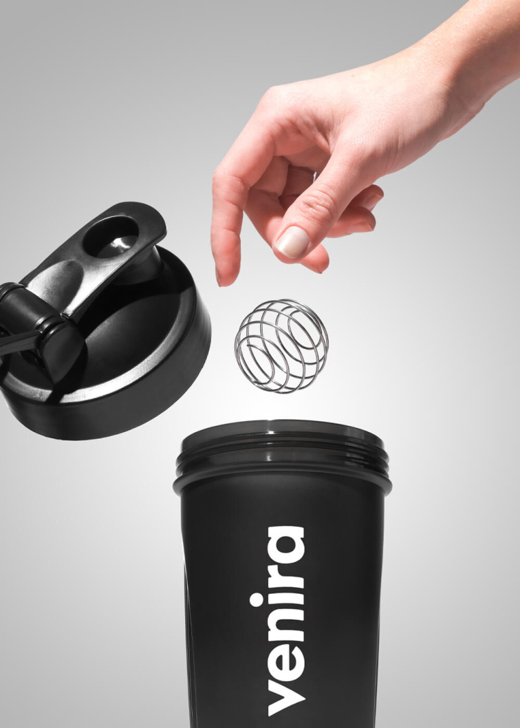 VENIRA shaker PRO s pútkom, čierny