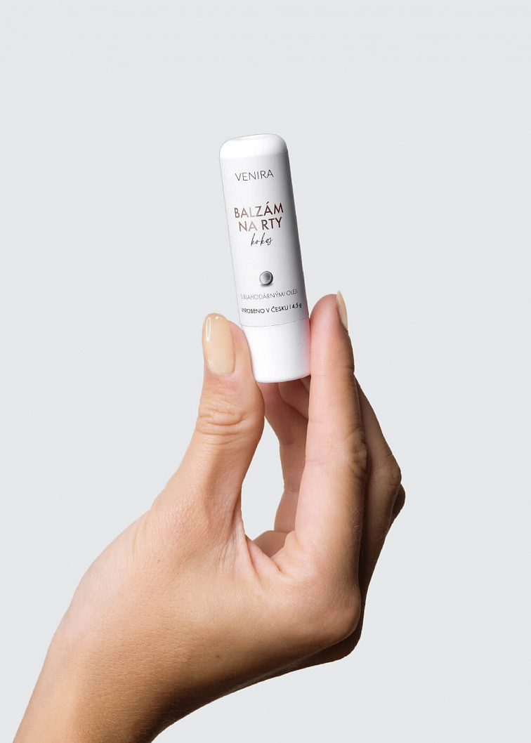 VENIRA balzam na pery