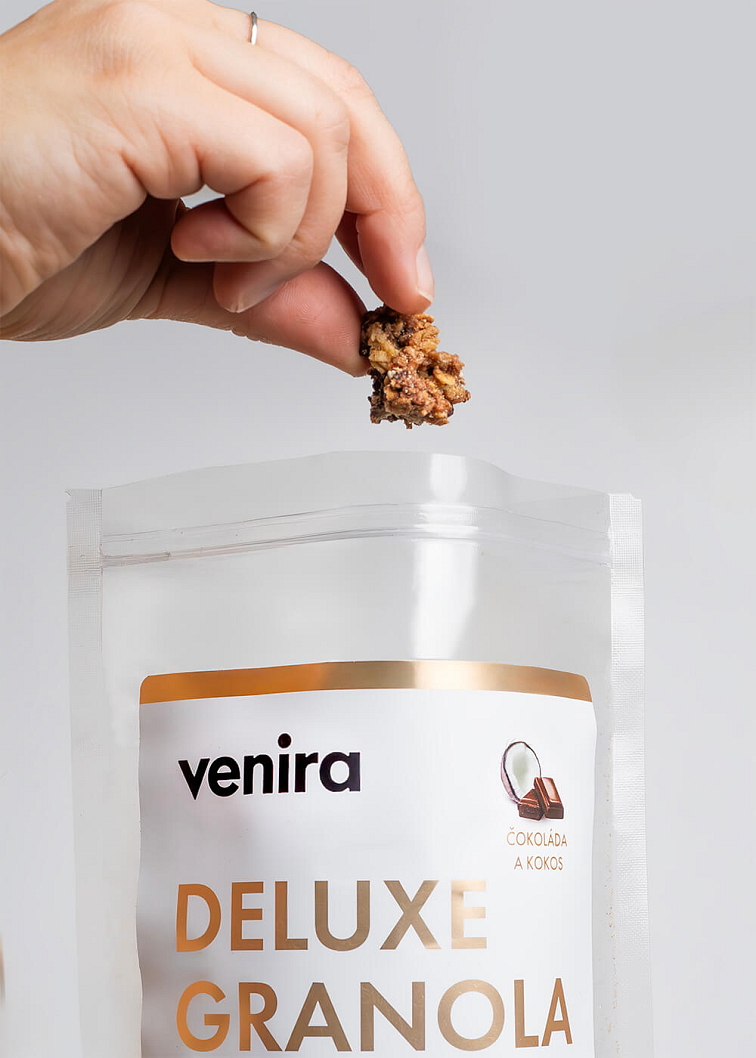 VENIRA deluxe granola