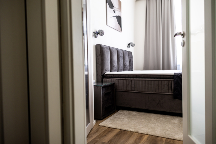 Vyzkoušejte si postel před nákupem: 6 míst, kde si naši postel zamilovali hosté i majitelé