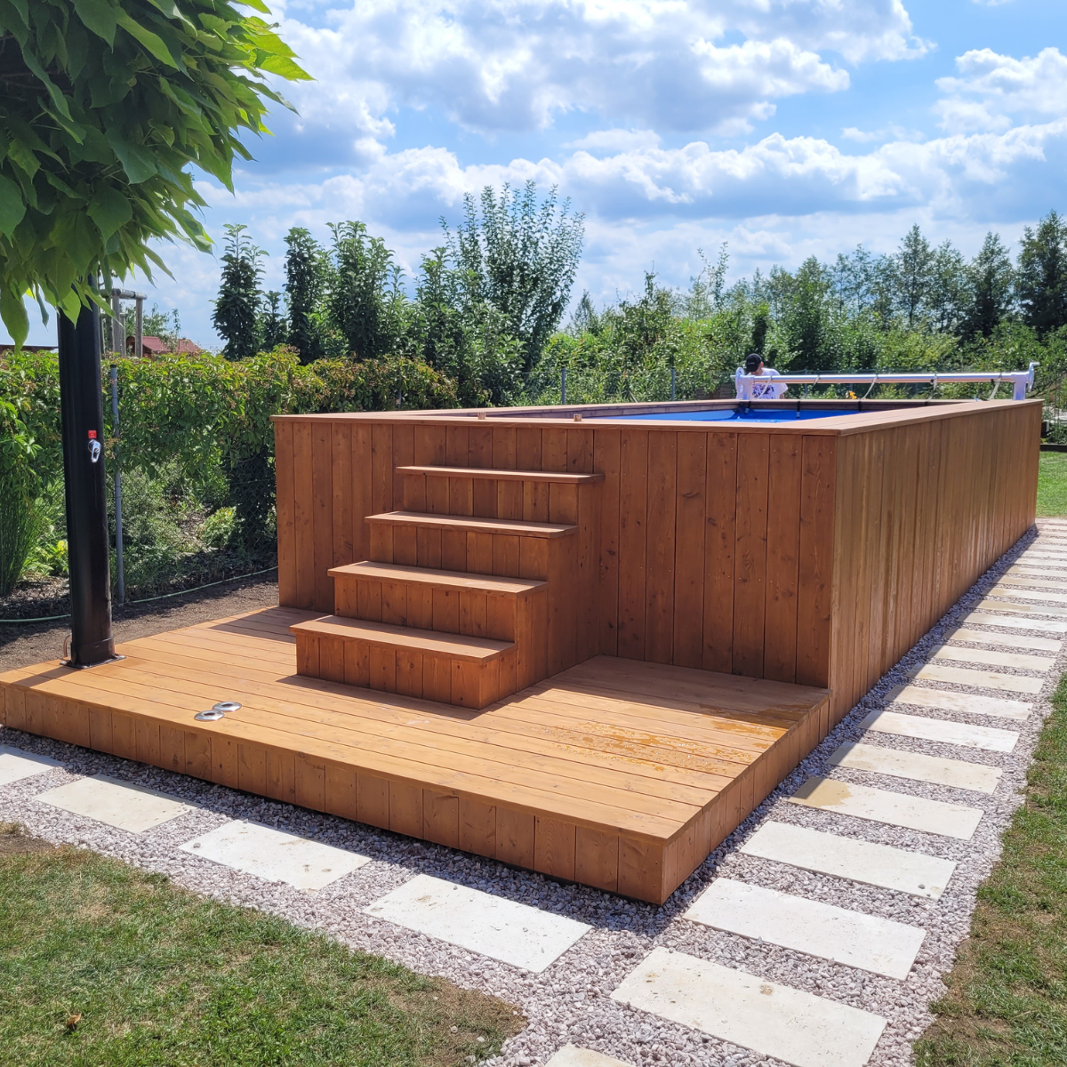Bazén na léto 2027? Využijte akci FIRST MINUTE a získejte bazén za letošní ceny včetně extra výhod!
