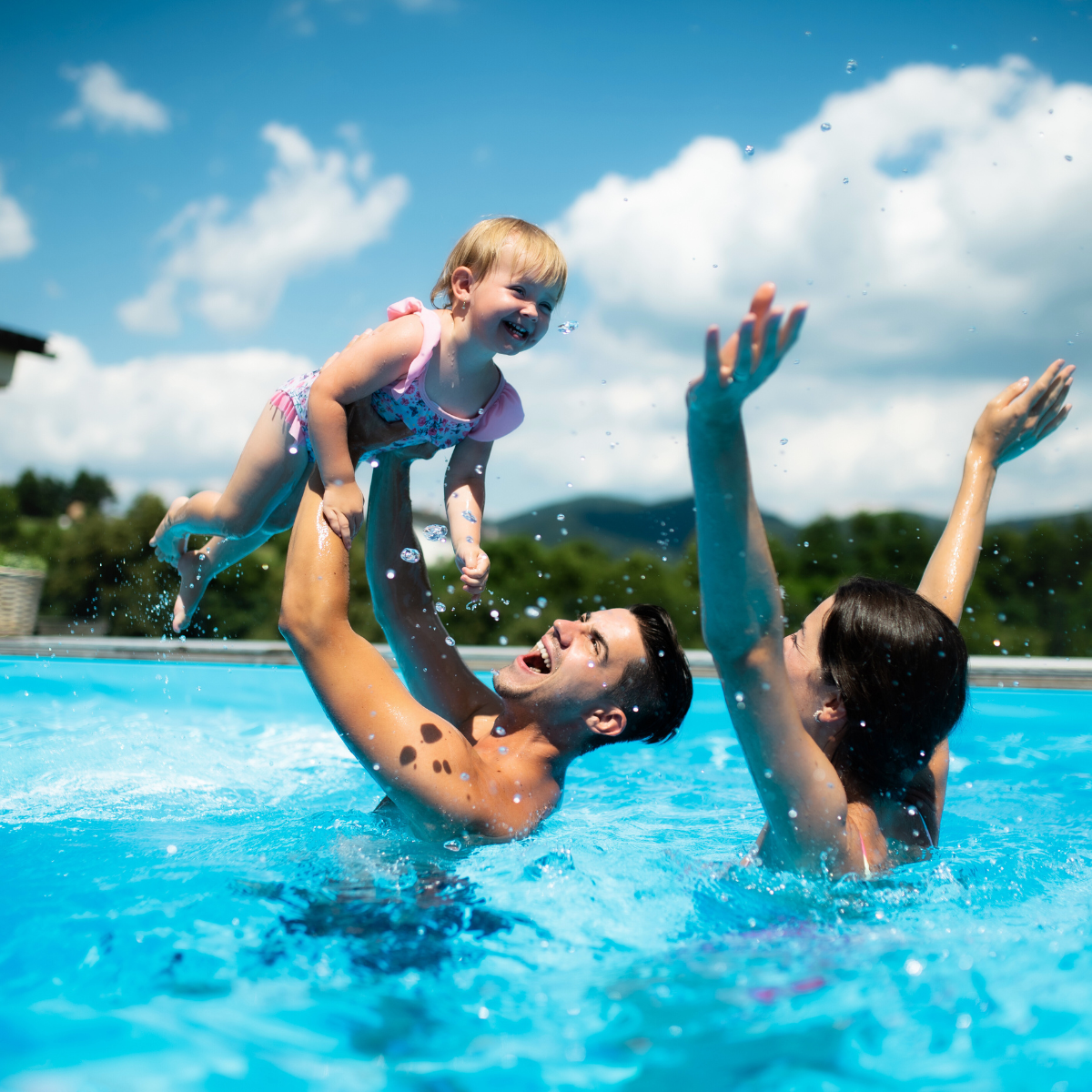 Dva typy bazénů, dvě odlišné filozofie: AZURO vs. Technypools