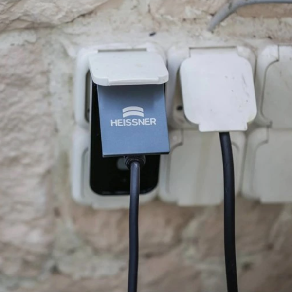 Chytrá Wifi venkovní zásuvka s push zprávami