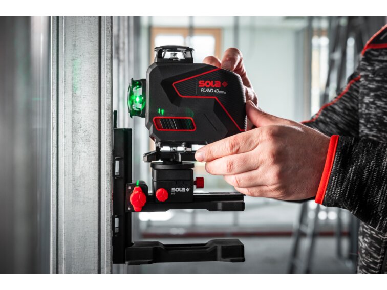 Křížový liniový laser SOLA PLANO 4D Green
