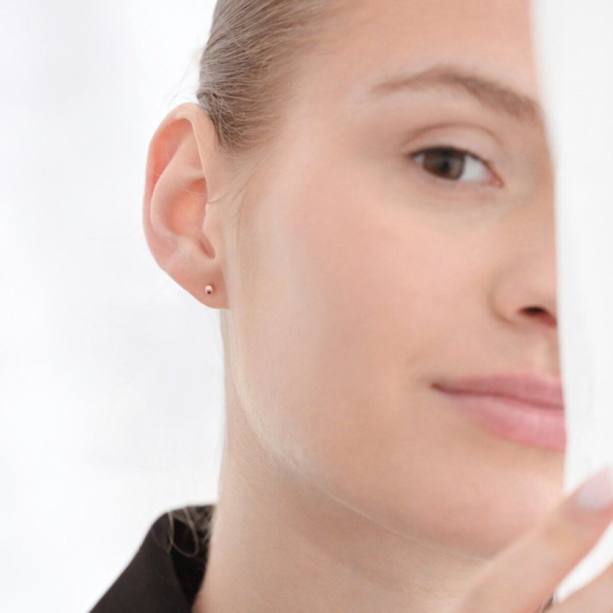 Pozlátené strieborné náušnice kôstky malinká gulička 61013 Rose Gold