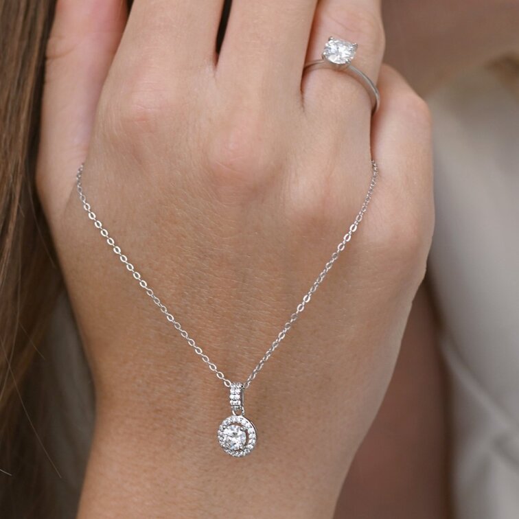 Stříbrný náhrdelník AURORA 12M00001 moissanite