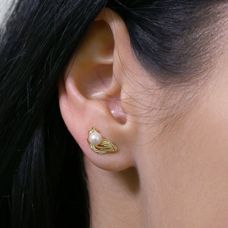 Pozlátené náušnice s riečnou perličkou 21121.1