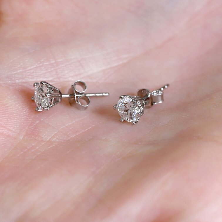 Stříbrné náušnice MIA 11M00006 moissanite