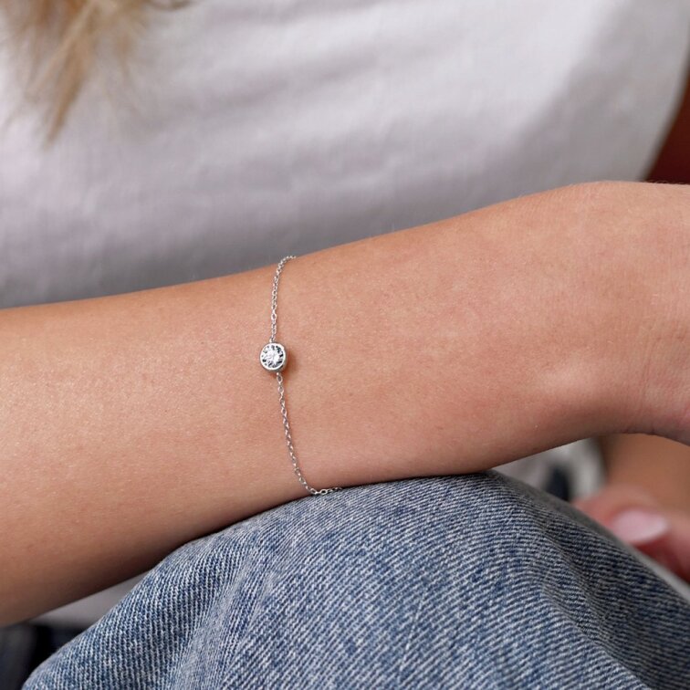 Stříbrný náramek AMELIA 13M00002 moissanite