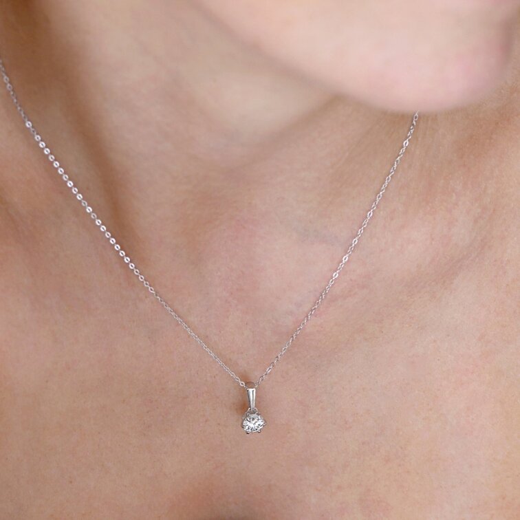 Stříbrný náhrdelník MIA 12M00002 moissanite