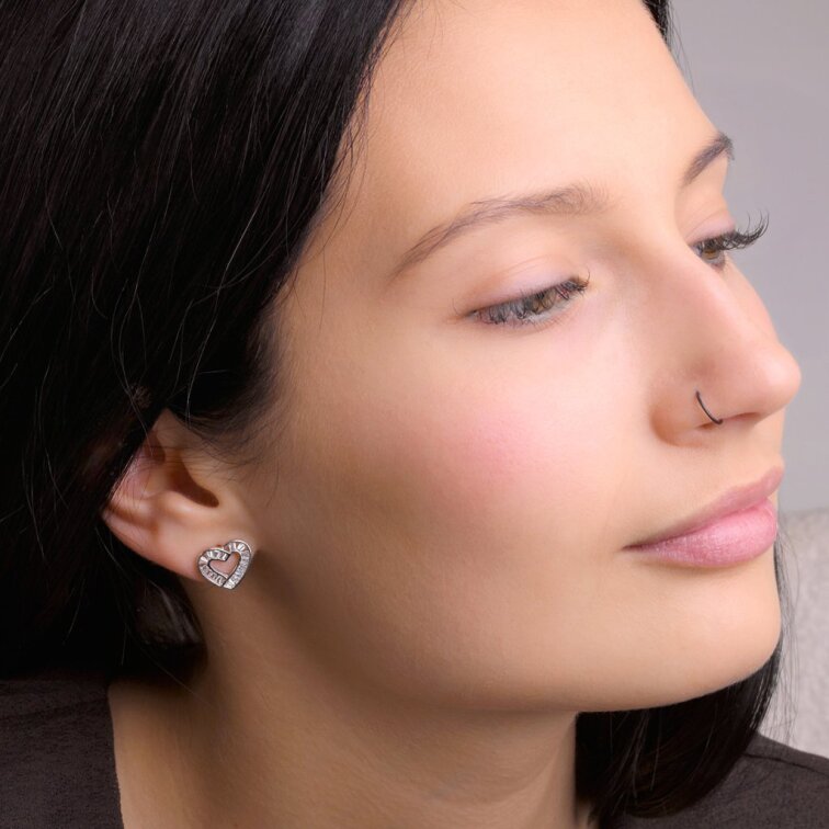 Stříbrné náušnice srdíčka se zirkony 11749.1