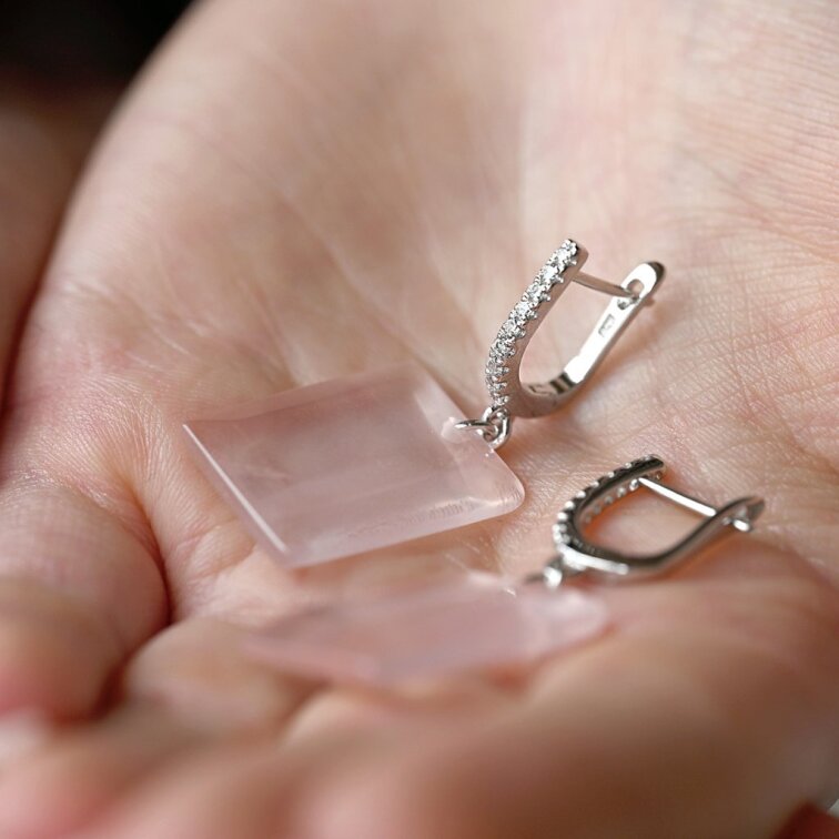 Strieborné náušnice s ruženínom 11743.3