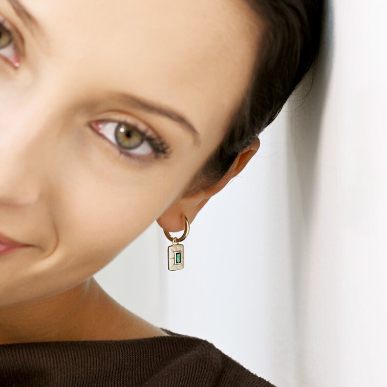 Pozlacené kruhové náušnice 11779.3 se zeleným zirkonem