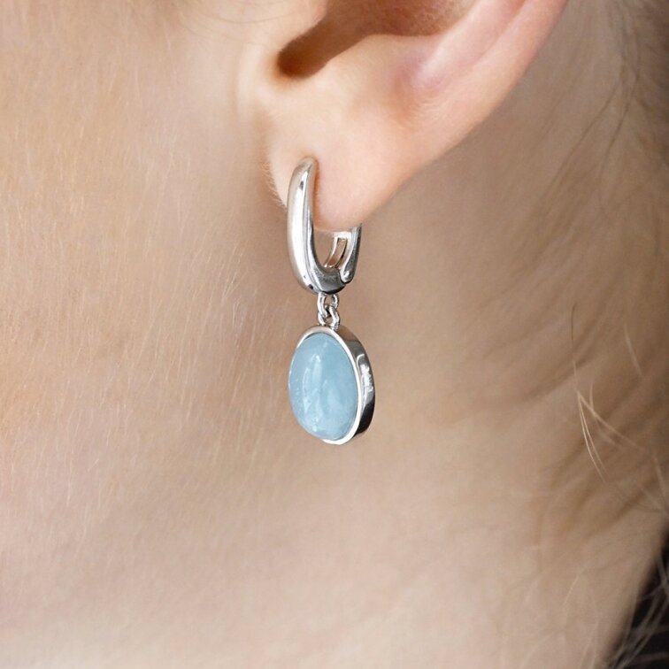 Strieborné visiace náušnice s akvamarínom 11737.3