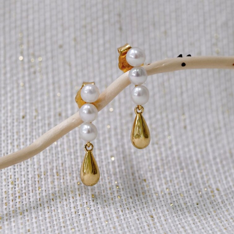 Pozlátené náušnice s riečnymi perlami 21123.1