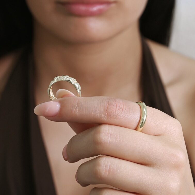 Pozlátený prsteň s vzor so zirkónmi 15035.1