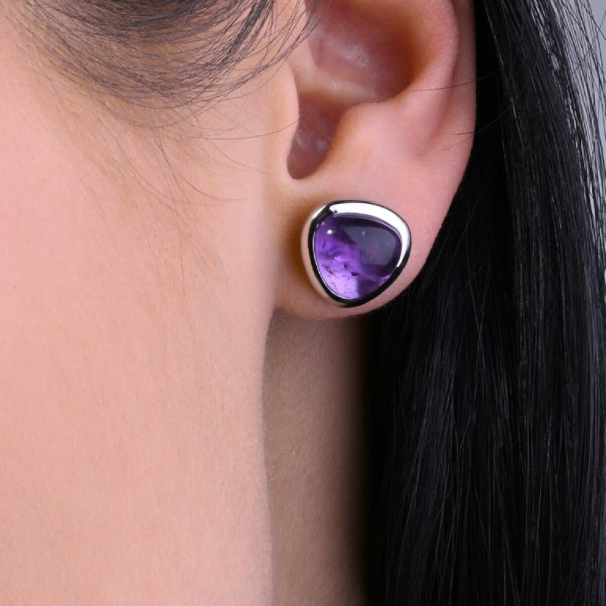 Stříbrné náušnice trojúhelník s ametystem 11728.3