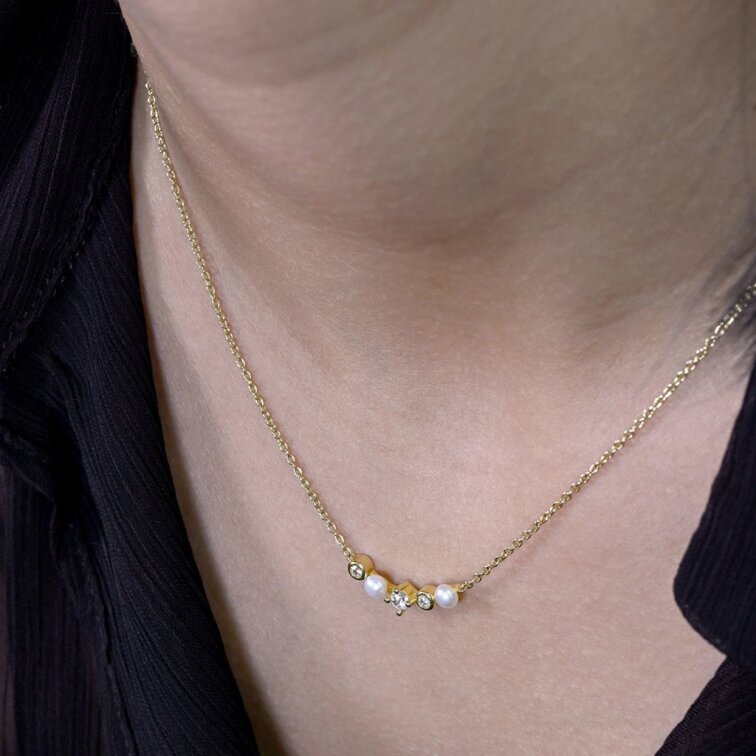 Pozlacený náhrdelník s říčními perlami 22057.1