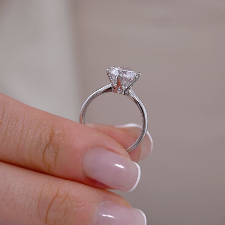 Stříbrný prsten MIA 15M00002 moissanite