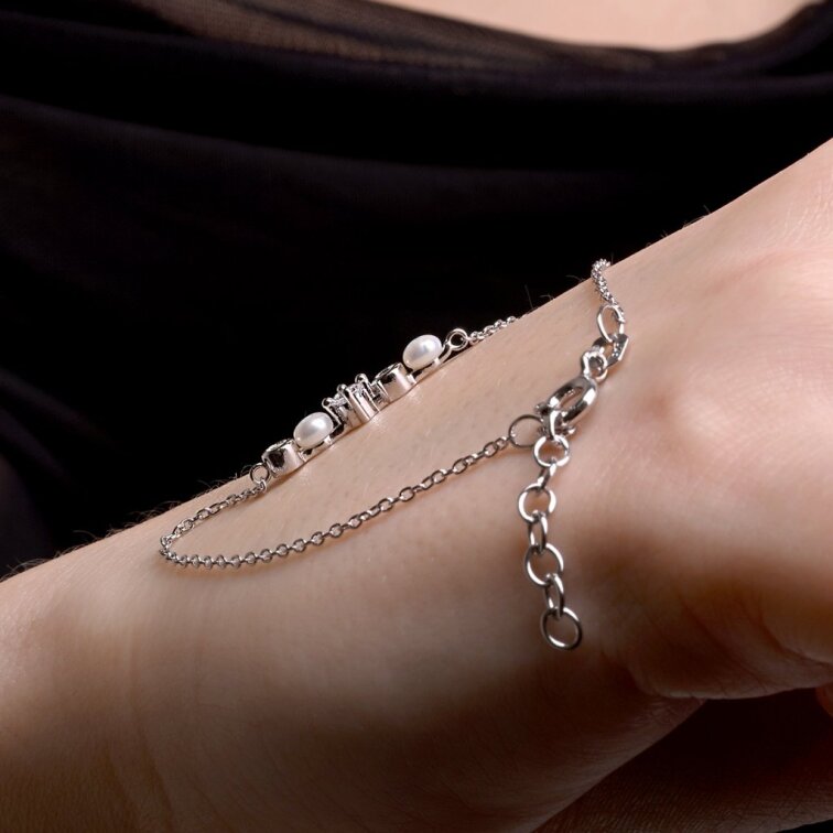 Strieborný náramok s riečnymi perličkami a zirkónmi 23031.1