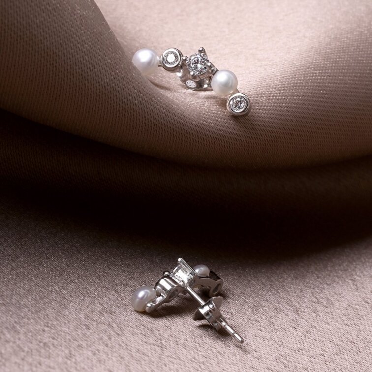 Stříbrné náušnice s říčními perlami 21124.1