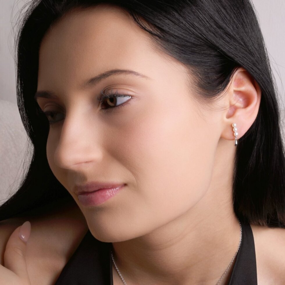 Strieborné náušnice s riečnymi perlami 21123.1