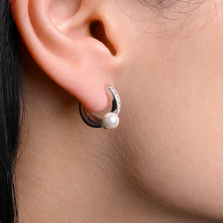 Stříbrné kroužky s perličkou a zirkony 11808.1