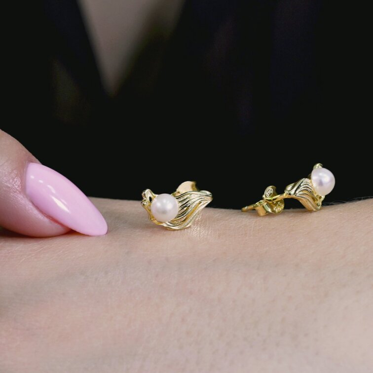 Pozlátené náušnice s riečnou perličkou 21121.1