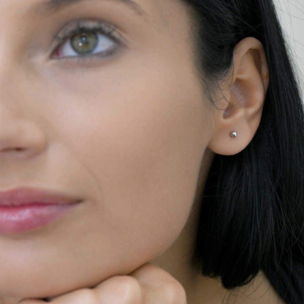 Stříbrné náušnice malinká kulička 61013