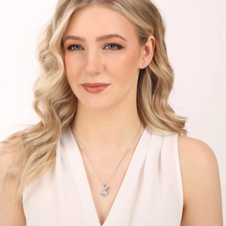 Stříbrný náhrdelník se Swarovski krystalem bílé srdce 32071.1