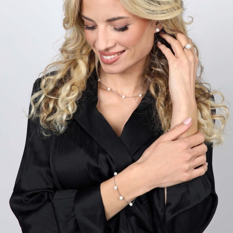 Stříbrné náušnice pecky s bílou říční perlou 21004.1