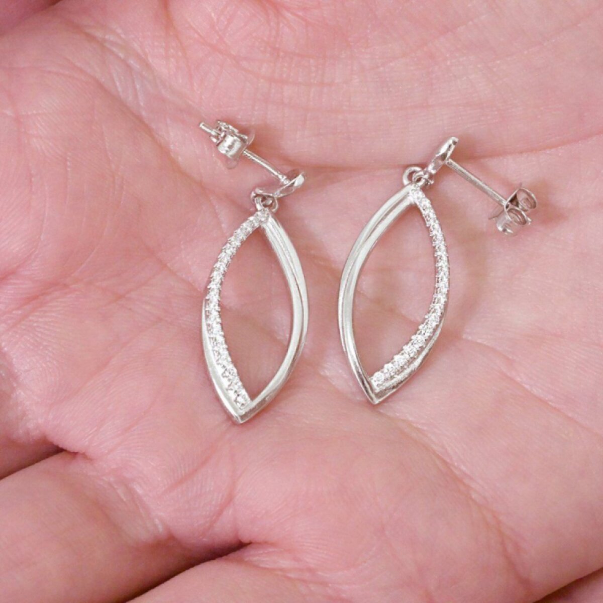 Stříbrné dlouhé náušnice kapky 11786.1