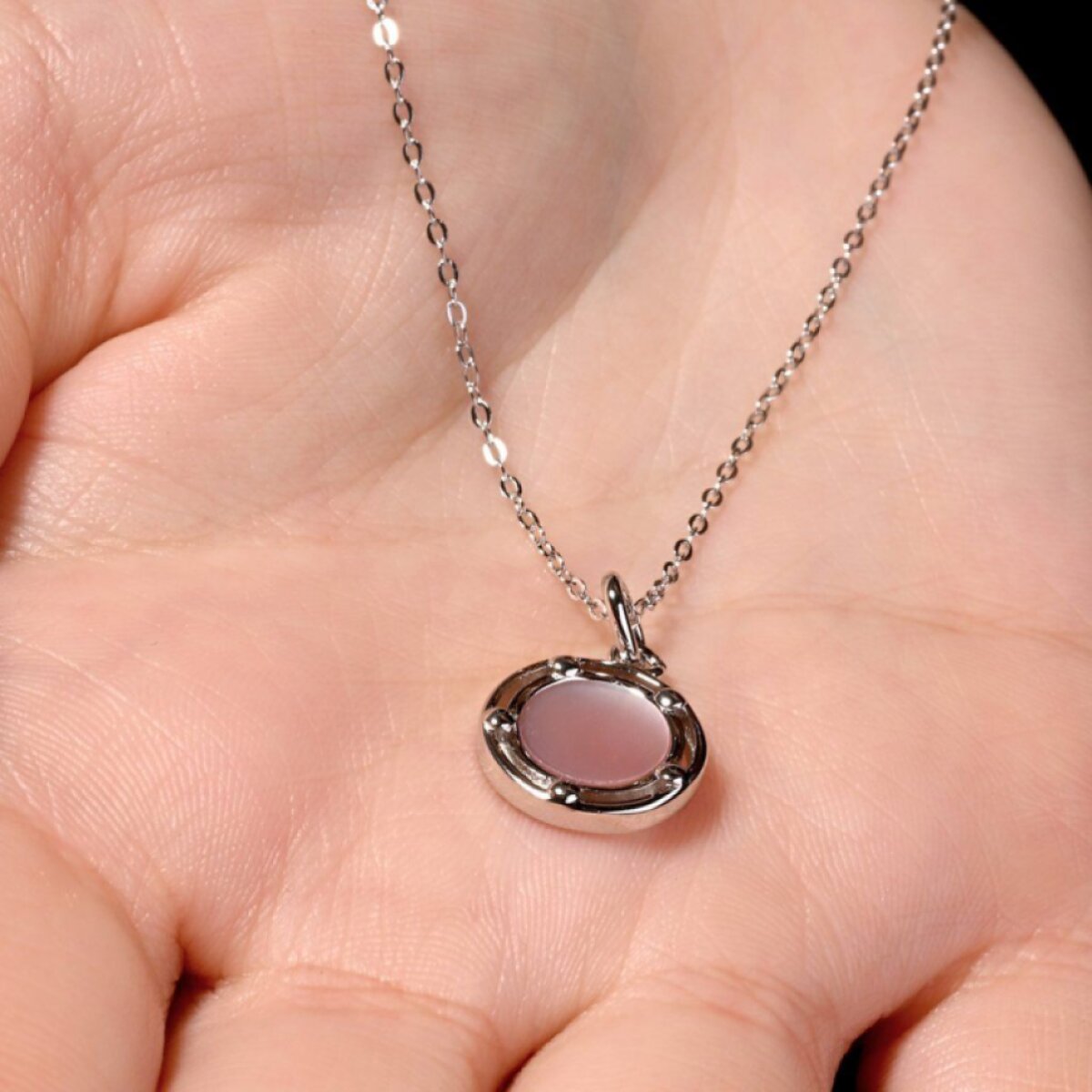 Stříbrný náhrdelník s růžovou perletí 12159.3