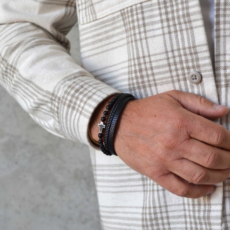 Náramek pánský koženka a korálky s křížkem 43044.3 černý