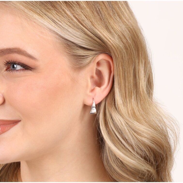 Strieborné náušnice trojuholníky 61074