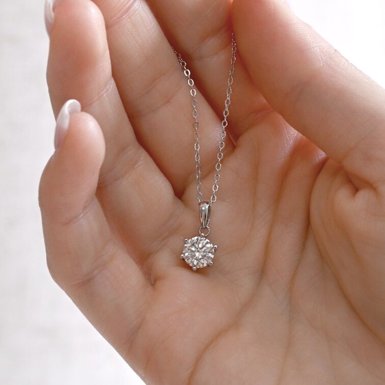 Stříbrný náhrdelník MIA 12M00003 moissanite