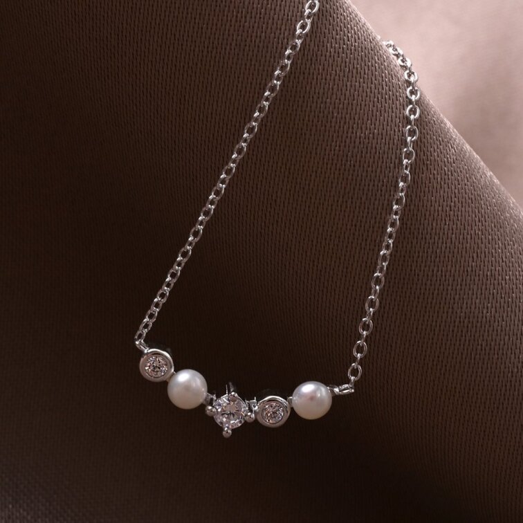 Strieborný náhrdelník s riečnymi perlami 22057.1