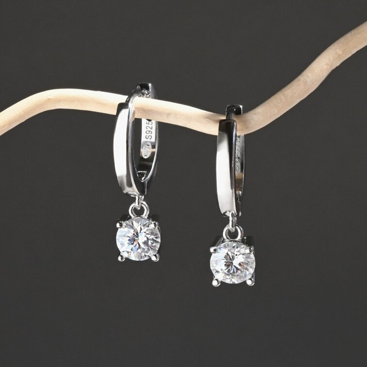 Cercei din argint IRIS 11M00012 moissanit 2ct