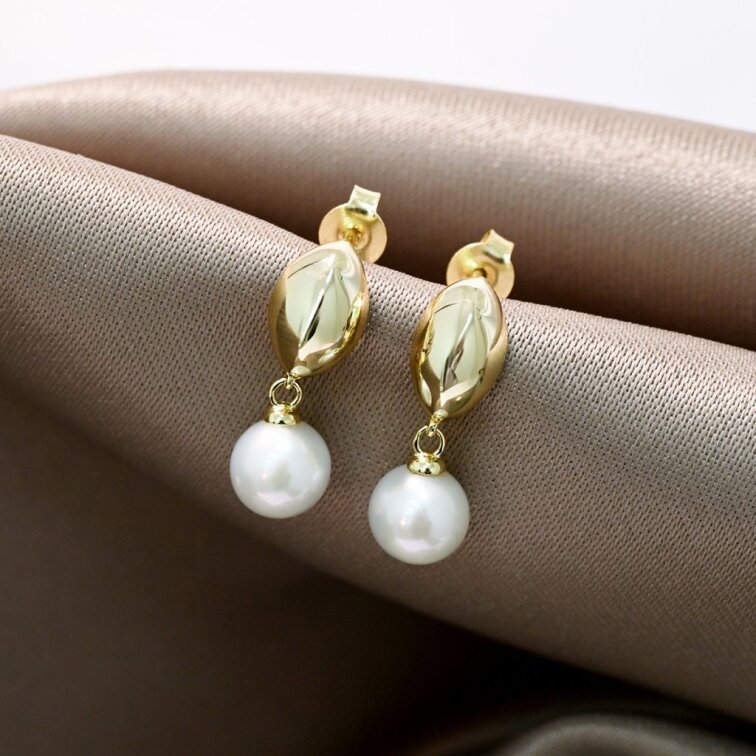 Pozlacené náušnice kruhy se zavěšenou říční perlou 21128.1