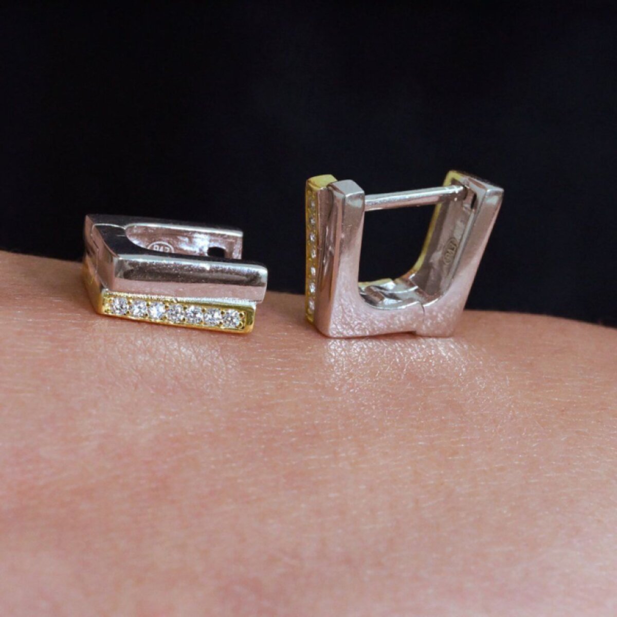 Stříbrné dvoubarevné náušnice 11781.1