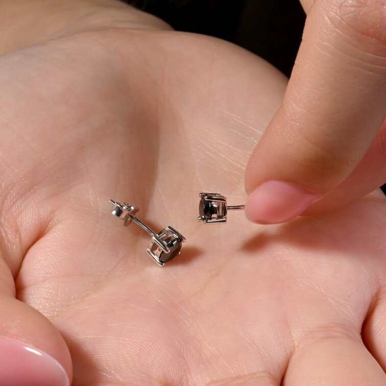 Stříbrné náušnice LUNA 11M00009 moissanite