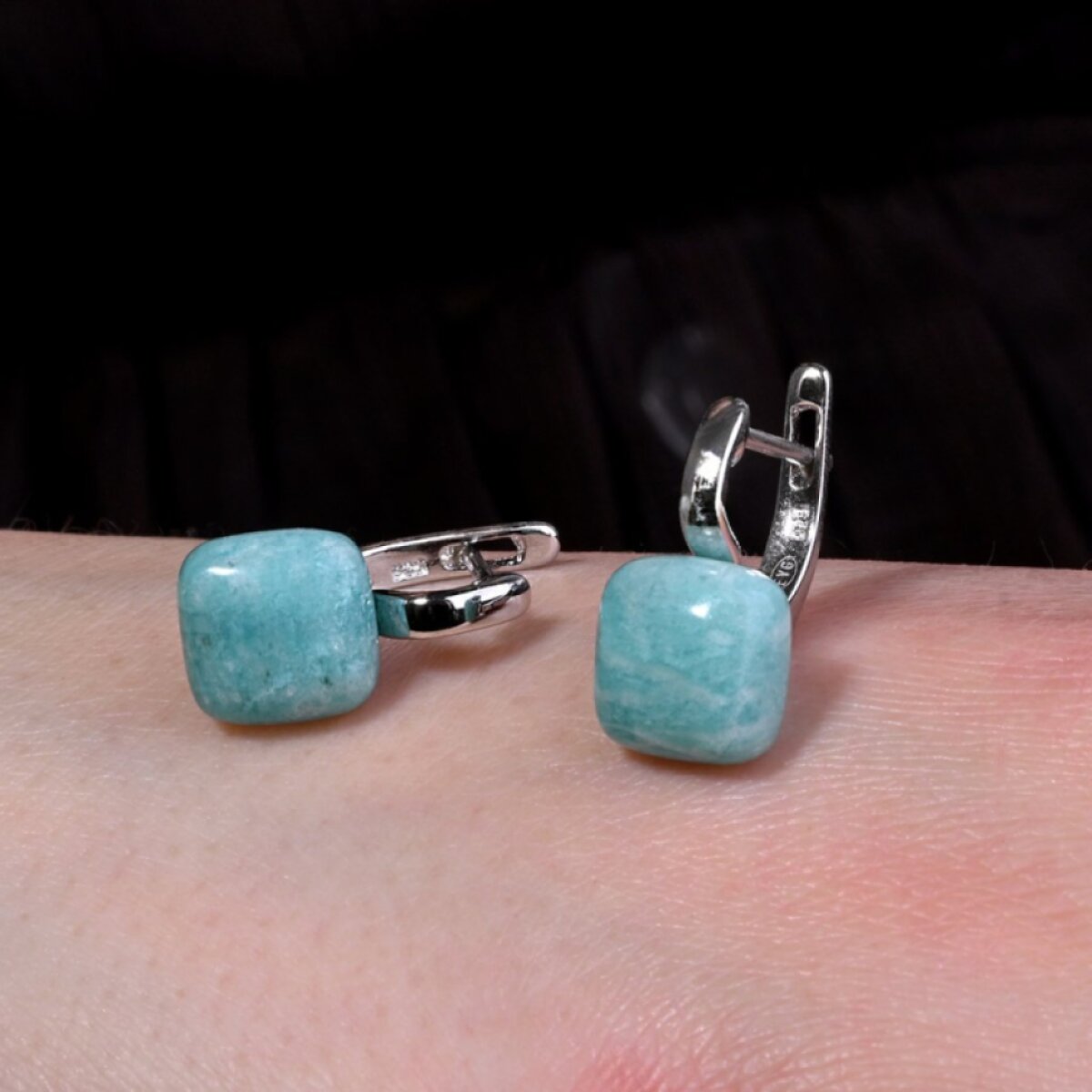 Stříbrné náušnice s amazonitem 11732.3