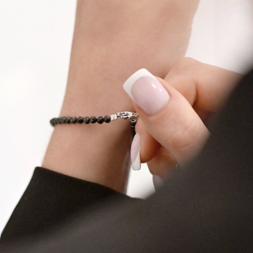 Náramok s black spinel kamene 43055.3 oceľ