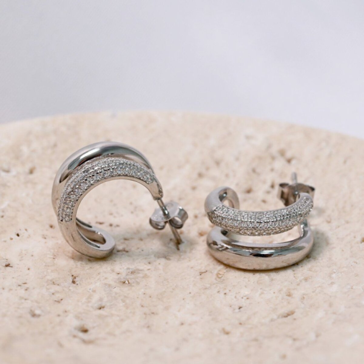 Stříbrné dvojité kruhy se zirkony 11770.1