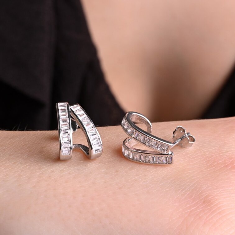 Stříbrné náušnice se zirkony 11772.1