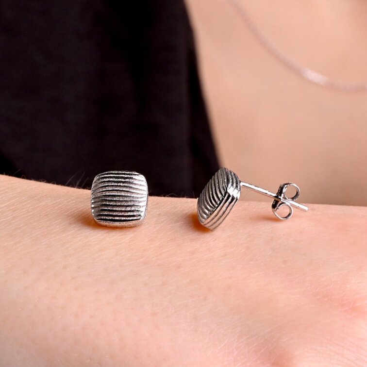 Stříbrné náušnice čtverečky 61147